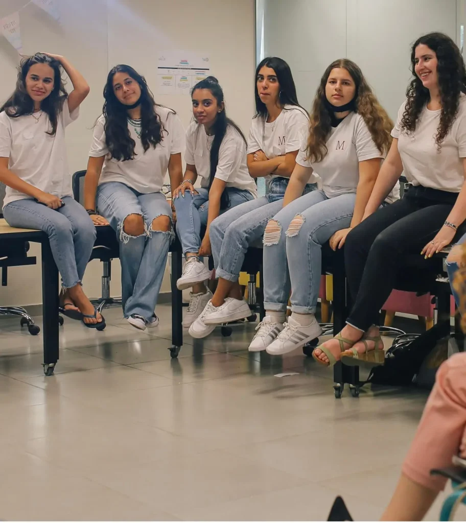 ליהי לוי - תכנית Miss Teen (מיס טין). התפתחות לנערות במסגרת איכותית!